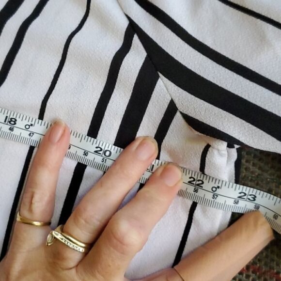 LAST CHANCE Worthington White Black Striped Sz PL Blouse Tunic w Flared 3/4 Slv - Picture 8 of 9
